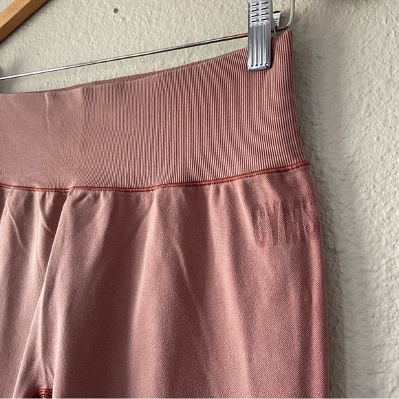 Gymshark Studio Leggings Women’s 28” Waist Pink Mandala Detail Print Activewear - Picture 3 of 12